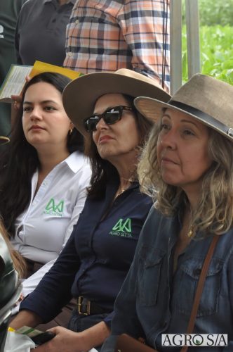 maira-cooper-122.remini-enhanced