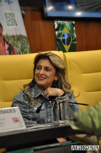 JULIANA-SALVA-DE-PRATA-140