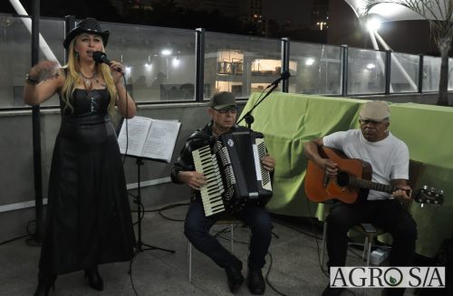 JULIANA-SALVA-DE-PRATA-17