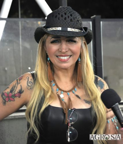 JULIANA-SALVA-DE-PRATA-18