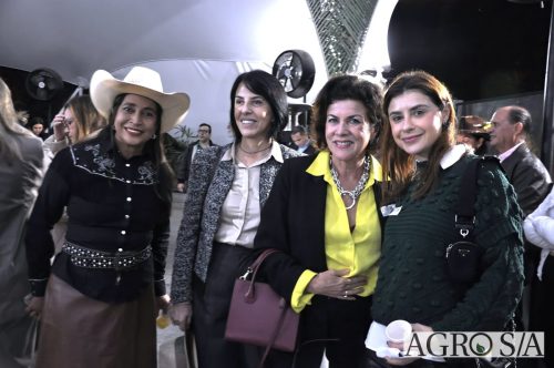 JULIANA-SALVA-DE-PRATA-5