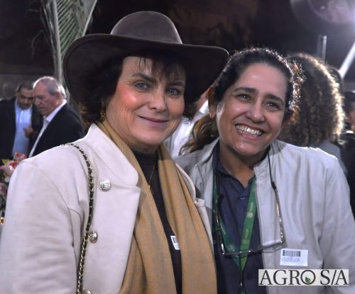 JULIANA-SALVA-DE-PRATA-53